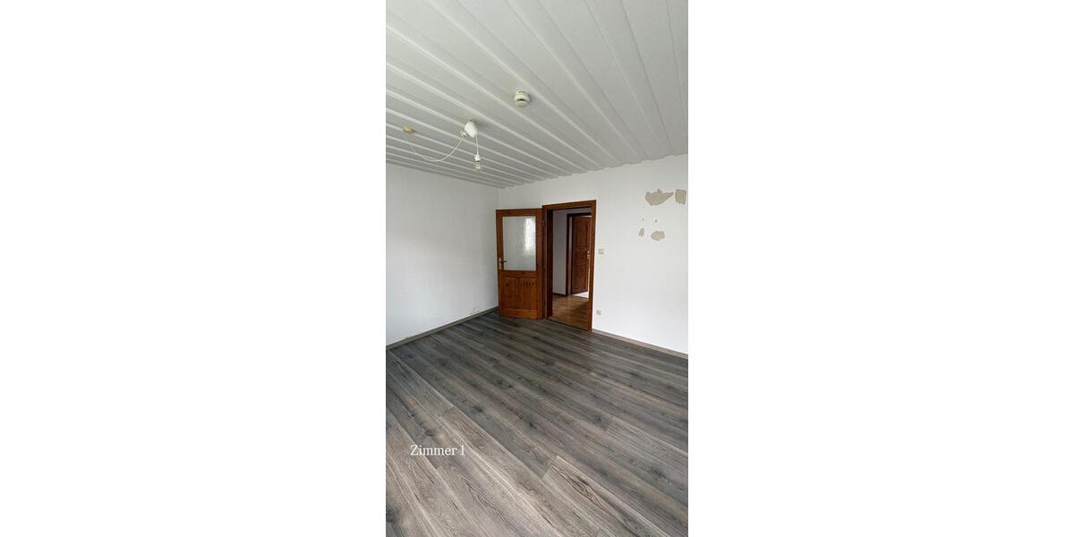 Erdgeschoßwohnung Hessisch Oldendorf - 5 Zimmer, 125 m&sup2;, 1.140&euro; | Angebot:26635555