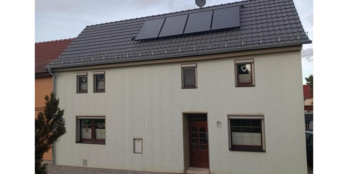 Reihenendhaus zu vermieten in Großbrembach 5.5 zimmer