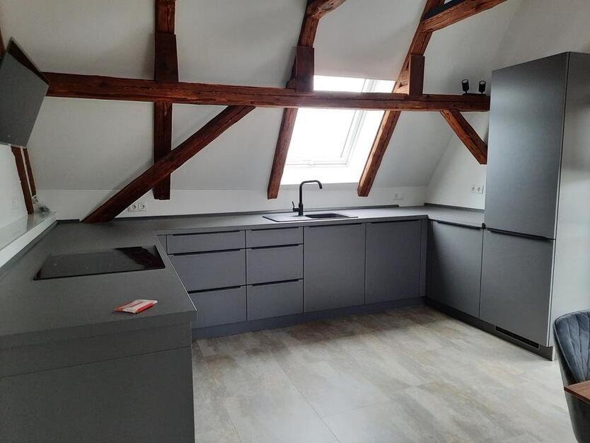 2-Zimmer DG Wohnung mit Galerie zimmer