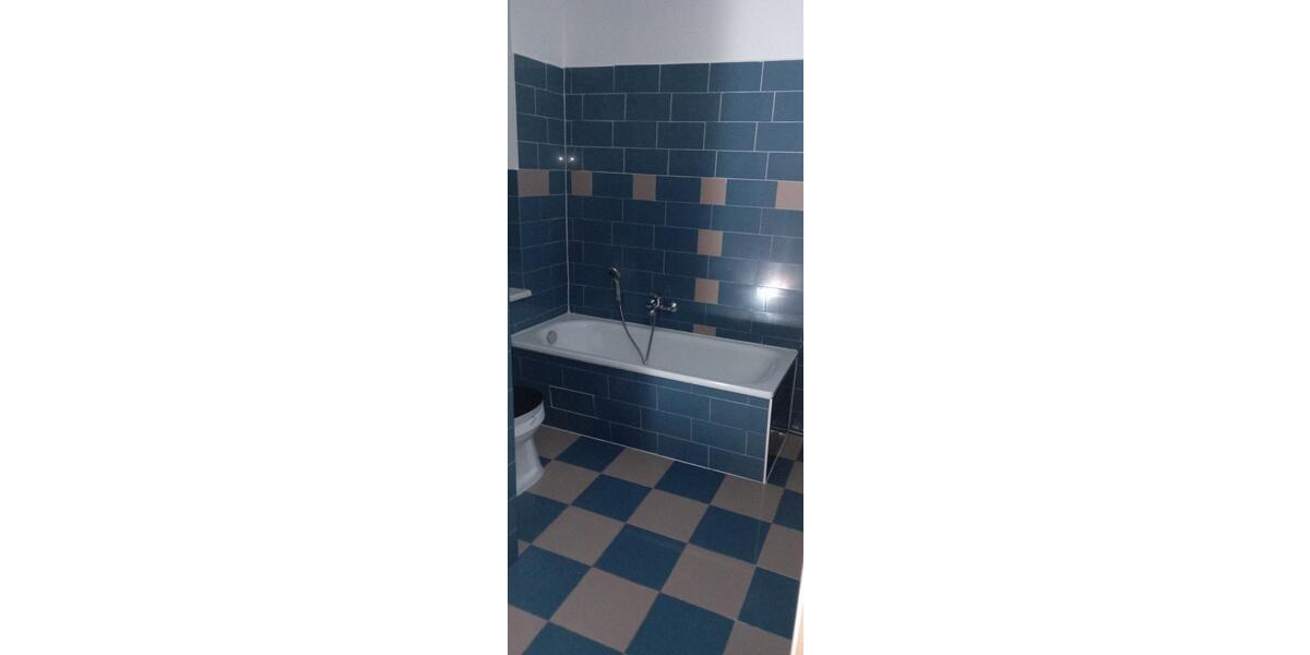 Dachgeschoßwohnung Güstrow - 3 Zimmer, 76 m&sup2;, 508&euro; | Angebot:24441507