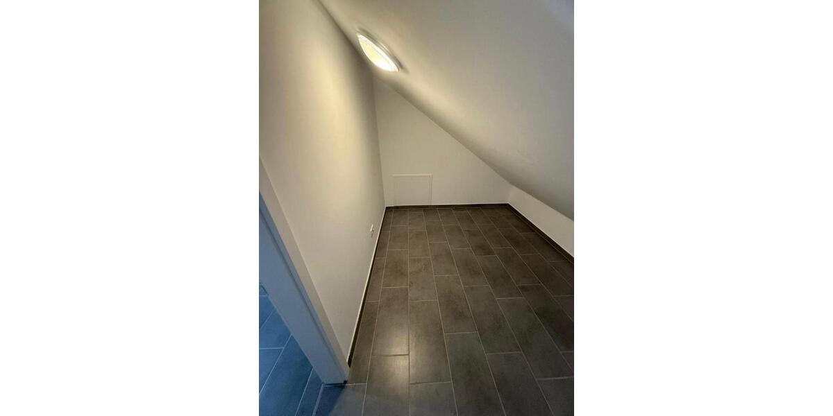 Dachgeschoßwohnung Barnstorf - 2 Zimmer, 72 m&sup2;, 680&euro; | Angebot:25943358