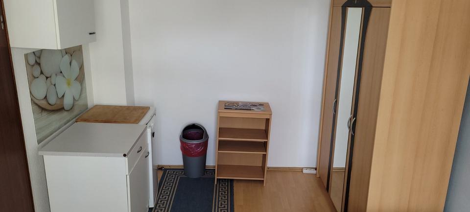 Etagenwohnung Duisburg Laar - 1 Zimmer, 16 m&sup2;, 260&euro; | Angebot:24705610