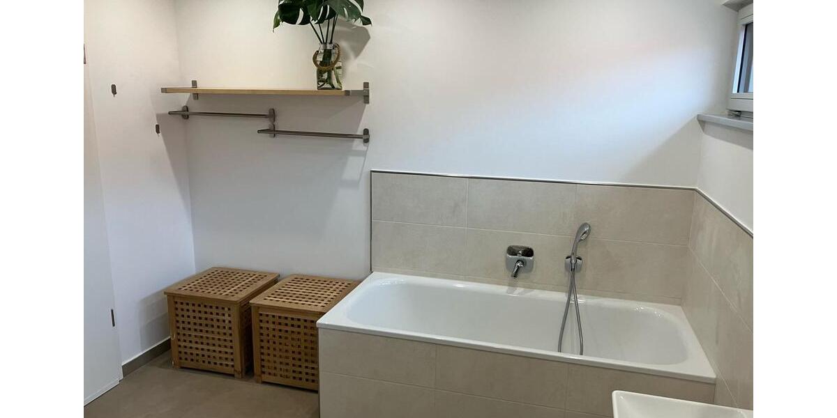 Wohnen auf Zeit Lübeck Sankt Gertrud - 6 Zimmer, 190 m&sup2;, 590&euro; | Angebot:26041217
