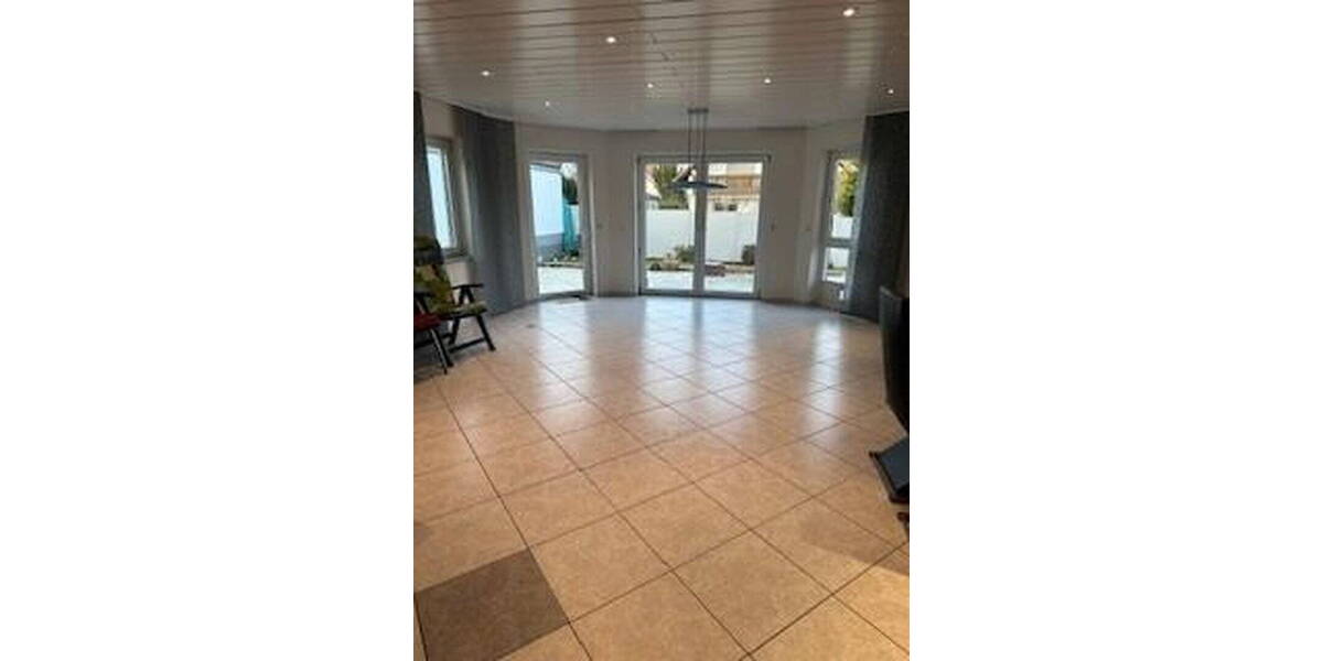 Doppelhaushälfte Wallertheim - 5 Zimmer, 180 m&sup2;, 1.650&euro; | Angebot:26048751