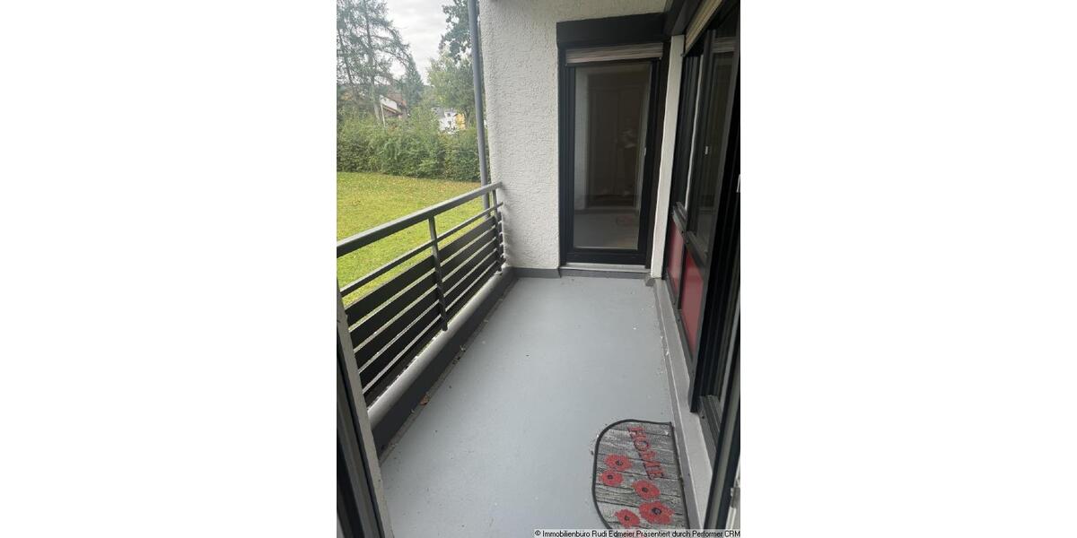 Erdgeschoßwohnung Deggendorf - 3.5 Zimmer, 91 m&sup2;, 790&euro; | Angebot:26548873