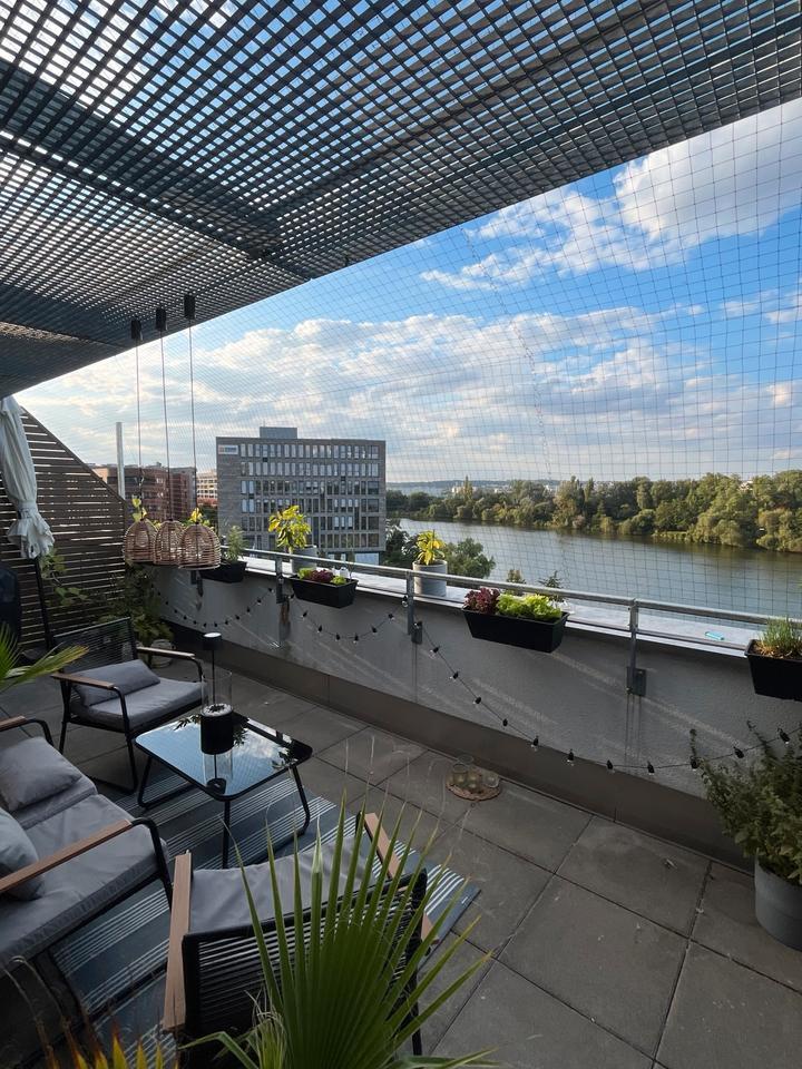 Zwischenmiete PenthouseWohnung HafenInsel Offenbach (Mainblick)
