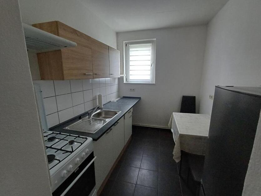 Die perfekte Studi-WG - möbliert - 1. OG mitte zimmer