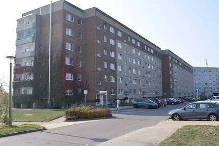 Wohnung Hainichen - 3 Zimmer, 54 m&sup2;, 275&euro; | Angebot:25987161