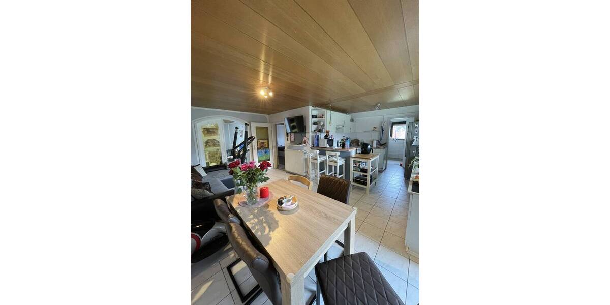 Etagenwohnung Mömbris - 2 Zimmer, 102 m&sup2;, 850&euro; | Angebot:25675690