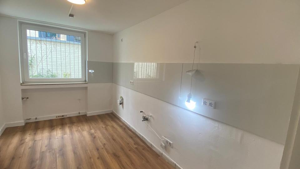 Etagenwohnung Düsseldorf Stadtbezirk 5 - 2 Zimmer, 77 m&sup2;, 1.400&euro; | Angebot:26160667