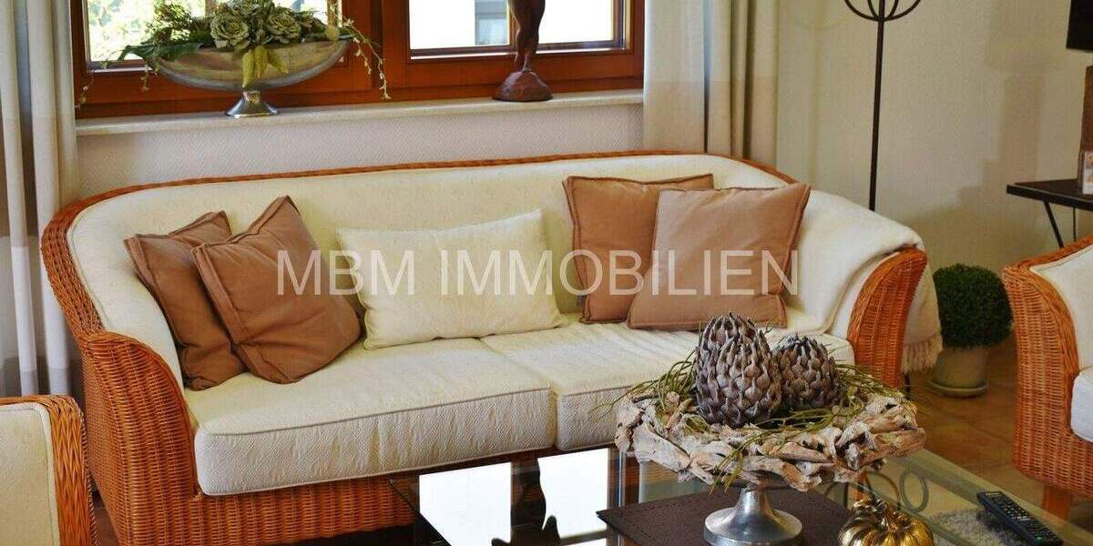 Etagenwohnung Großröhrsdorf - 3 Zimmer, 71 m&sup2;, 480&euro; | Angebot:24210139