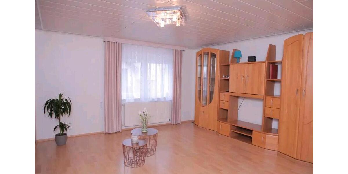 Etagenwohnung Solms - 3 Zimmer, 85 m&sup2;, 850&euro; | Angebot:26547095