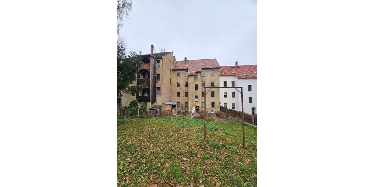 Etagenwohnung Altenburg - 4 Zimmer, 104 m&sup2;, 400&euro; | Angebot:24990105