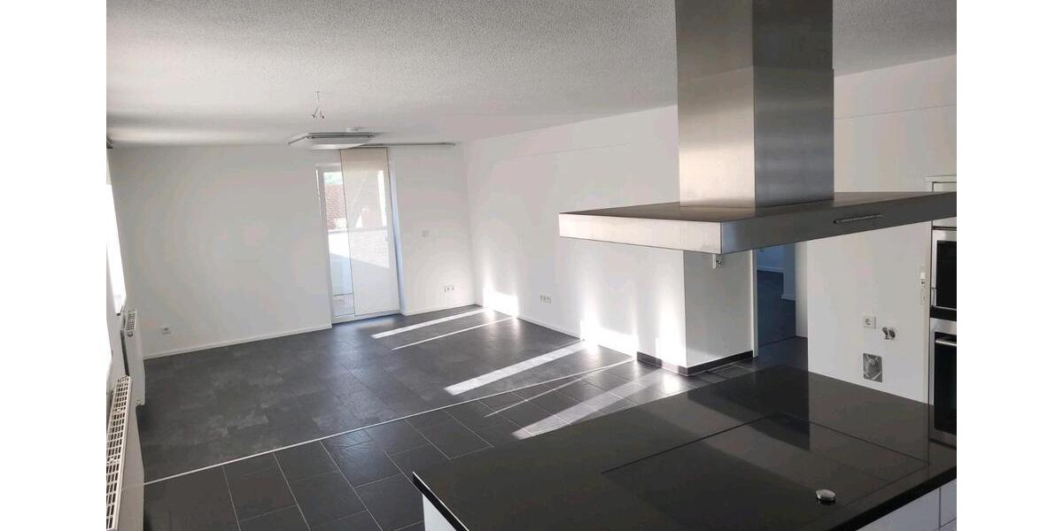 Renovierte 3 Zimmerwohnung 3 zimmer