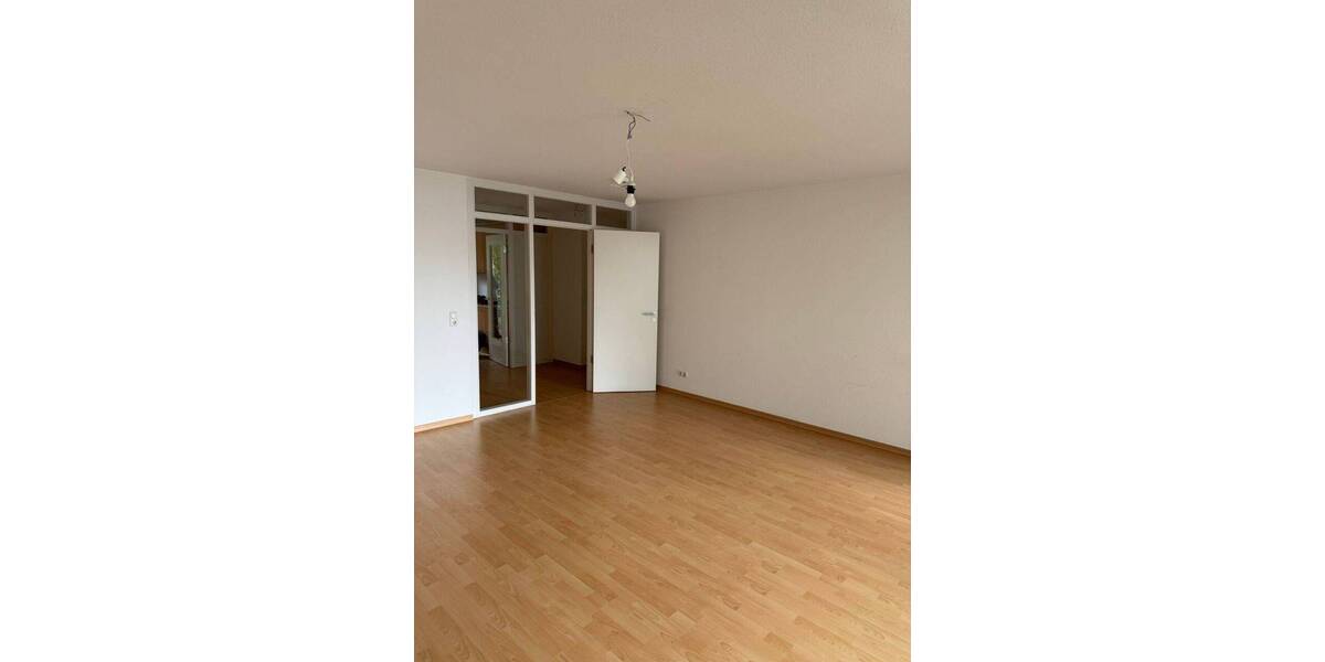 Etagenwohnung Lübeck St. Lorenz Süd - 3 Zimmer, 85 m&sup2;, 1.150&euro; | Angebot:26763877