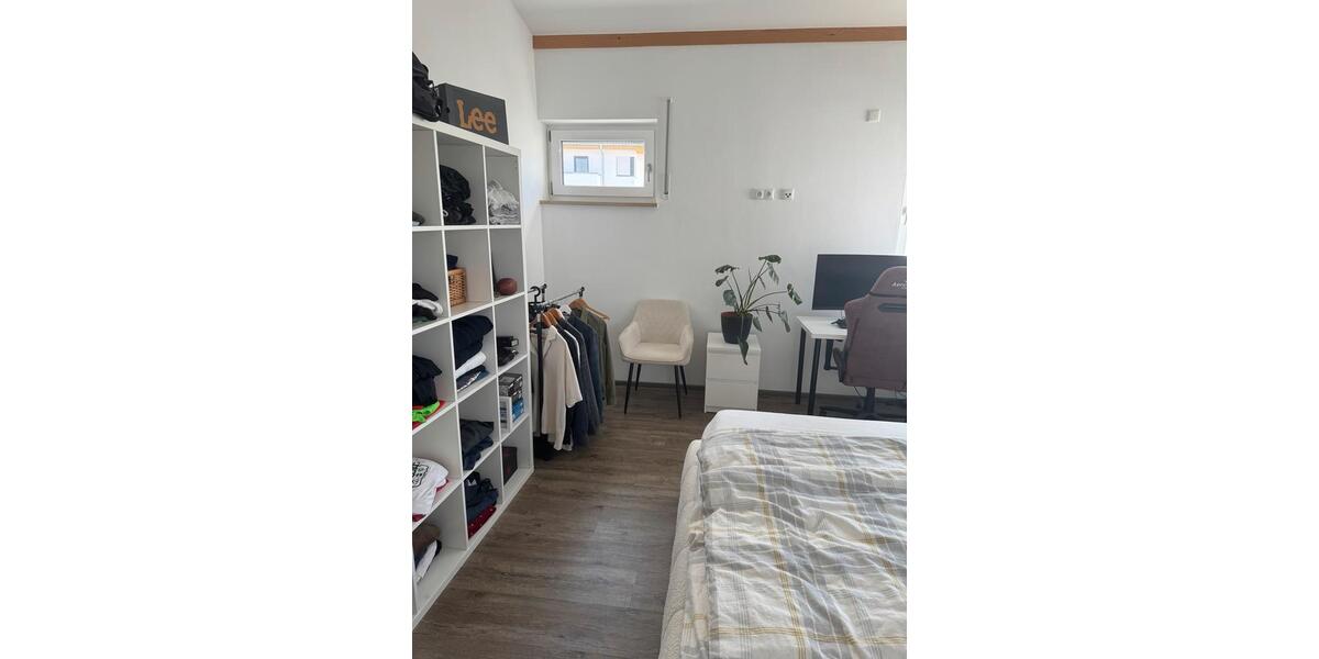 Etagenwohnung Pilsting - 2 Zimmer, 82 m&sup2;, 765&euro; | Angebot:25923222