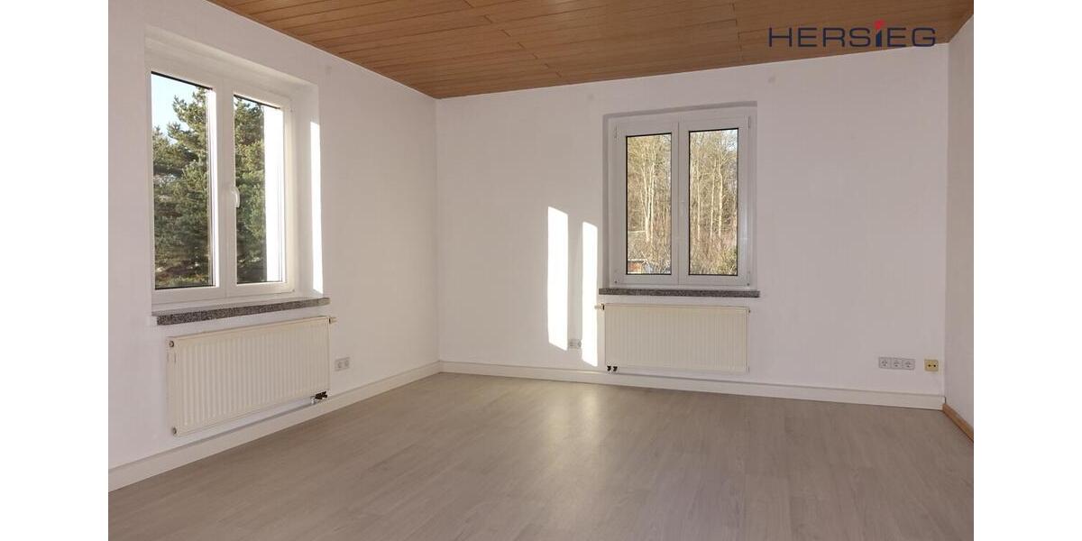 Etagenwohnung Crottendorf - 4 Zimmer, 90 m&sup2;, 395&euro; | Angebot:24568764