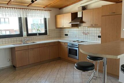 Wohlfühl 3 Zimmer-Wohnung in ruhiger Lage und Helles Dachstudio 3 zimmer