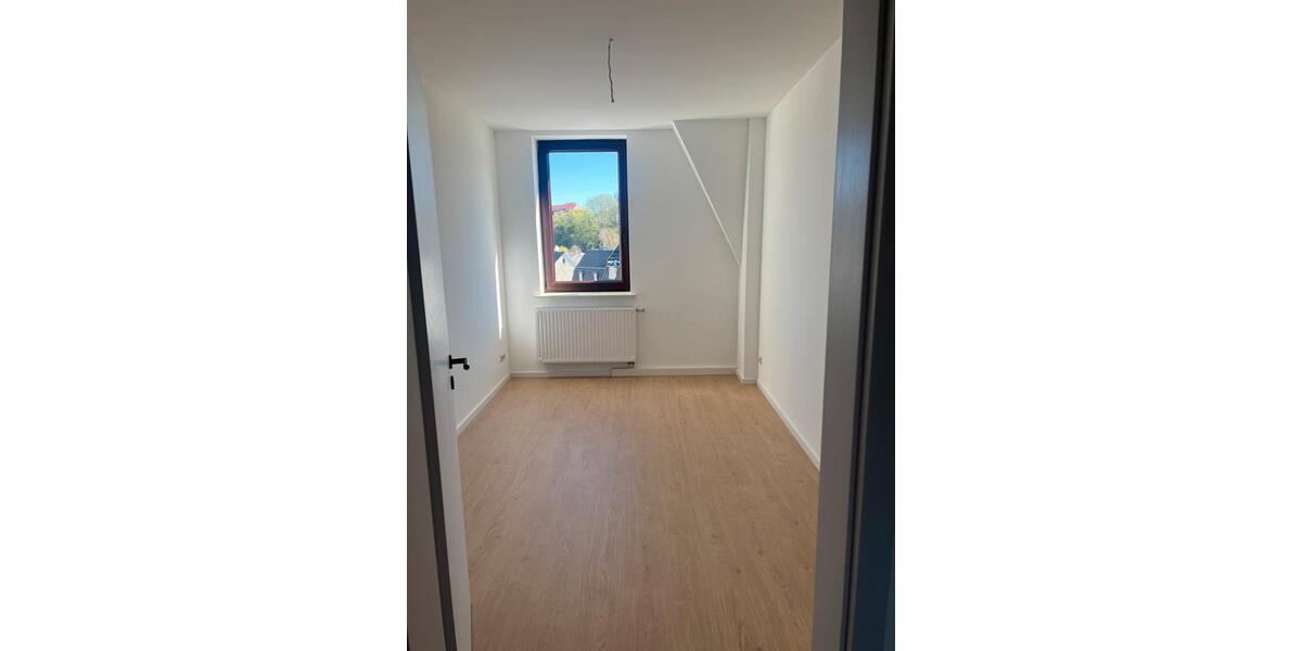 Etagenwohnung Glauchau - 2 Zimmer, 51 m&sup2;, 400&euro; | Angebot:26512369