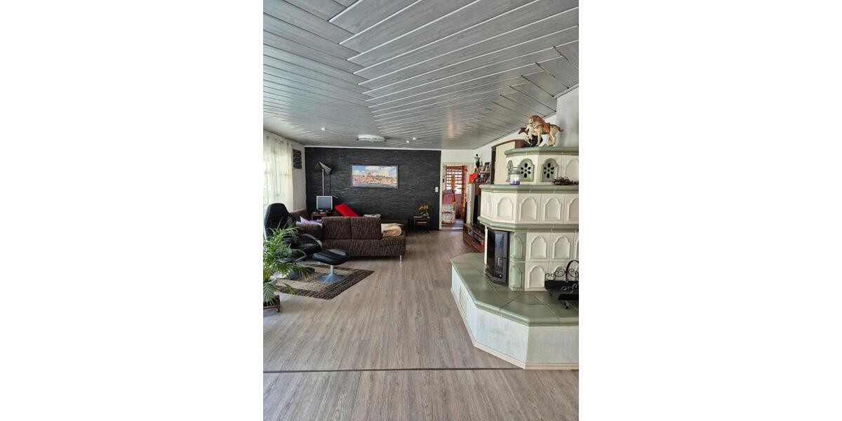 Einfamilienhaus Wächtersbach - 3.5 Zimmer, 170 m&sup2;, 1.680&euro; | Angebot:26670899