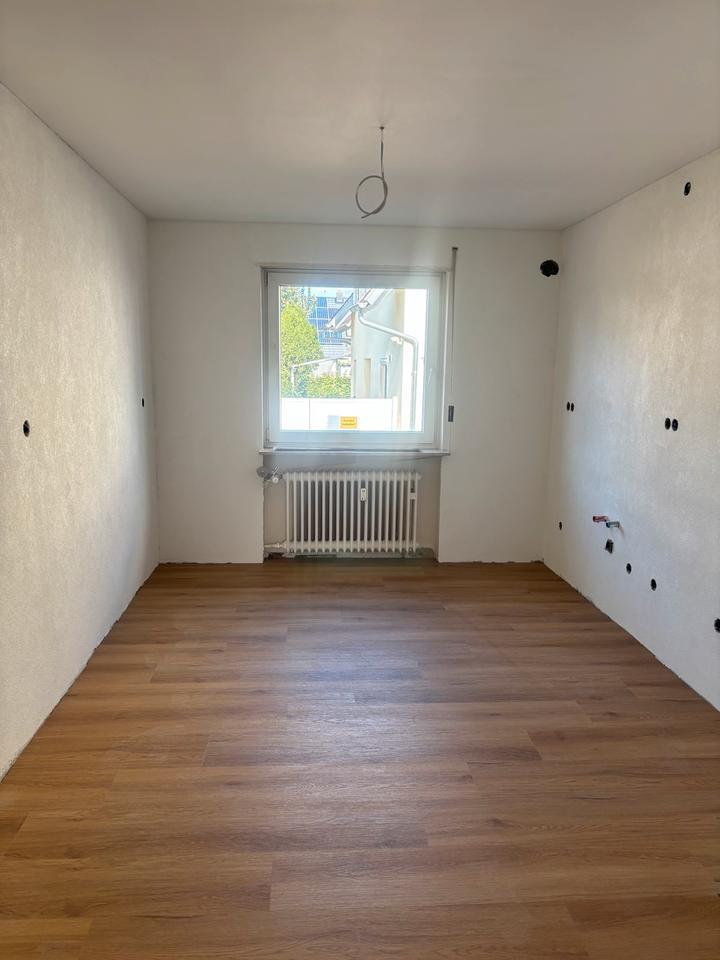 Helle 3 Zimmer-Wohnung im Erdgeschoss-Erstbezug nach Renovierung