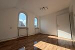 Dachgeschoßwohnung Lüdenscheid - 3 Zimmer, 75 m&sup2;, 530&euro; | Angebot:26070439