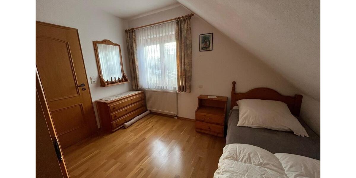 Dachgeschoßwohnung Crailsheim - 2 Zimmer, 65 m&sup2;, 750&euro; | Angebot:24983806