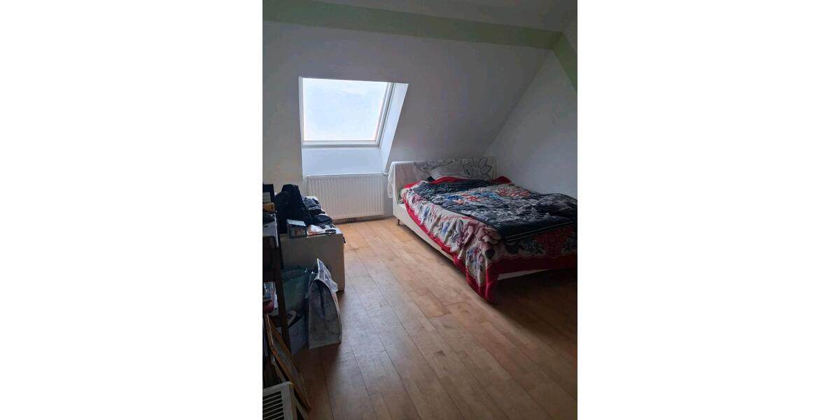 Dachgeschoßwohnung Gerbach - 6 Zimmer, 140 m&sup2;, 1.100&euro; | Angebot:25382133