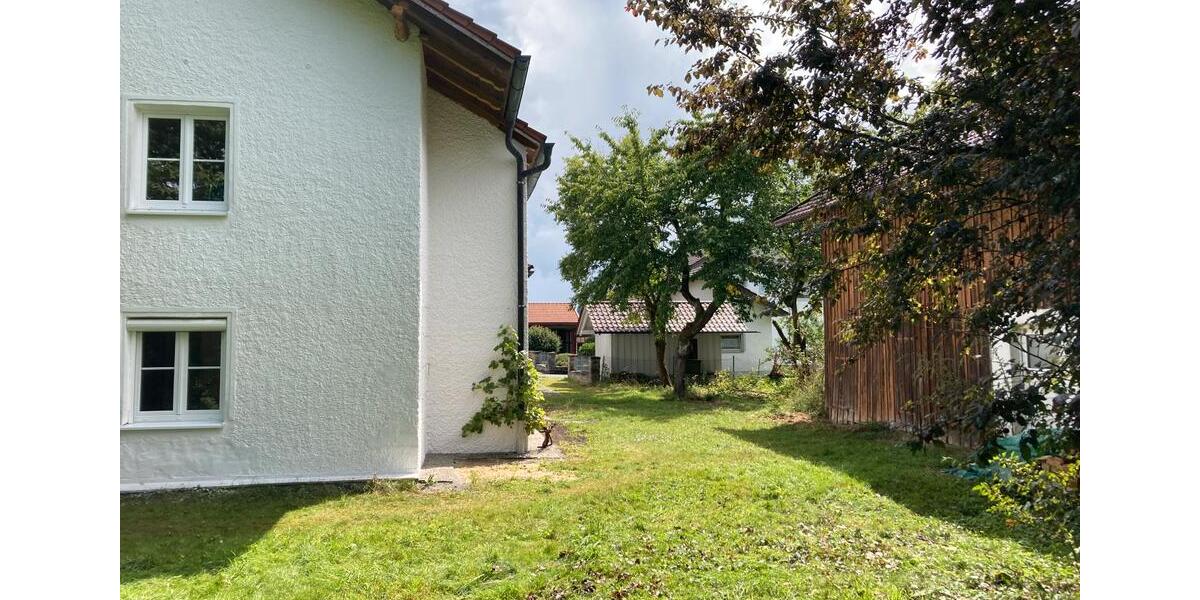 Einfamilienhaus Tittling - 5.5 Zimmer, 164 m&sup2;, 1.300&euro; | Angebot:24820200