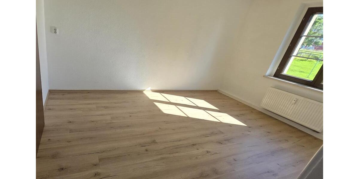 Etagenwohnung Hainichen - 3 Zimmer, 59 m&sup2;, 325&euro; | Angebot:24254644