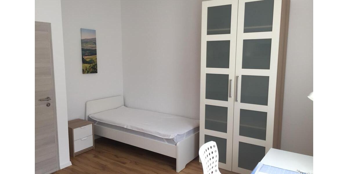 Wohnen auf Zeit Edenkoben - 1 Zimmer, 20 m&sup2;, 480&euro; | Angebot:25908592