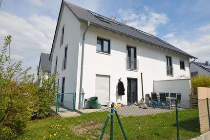 Haus Regensburg Brandlberg - 5 Zimmer, 165 m&sup2;, 1.790&euro; | Angebot:27230904