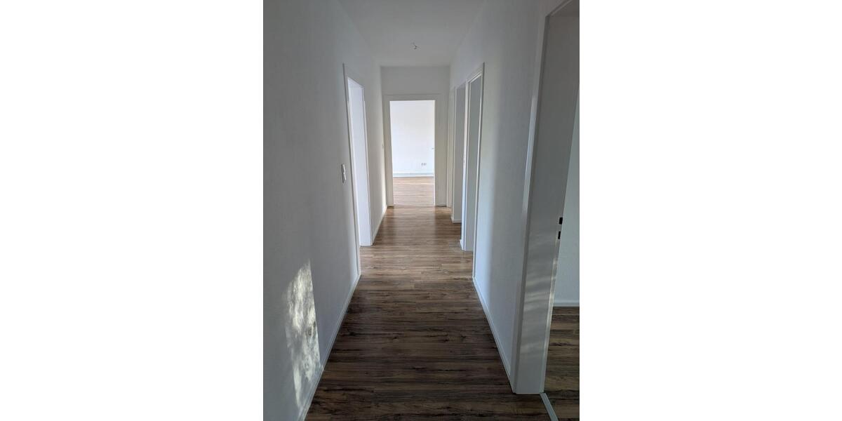 Etagenwohnung Wilhelmshaven Altengroden - 4 Zimmer, 80 m&sup2;, 600&euro; | Angebot:26518161