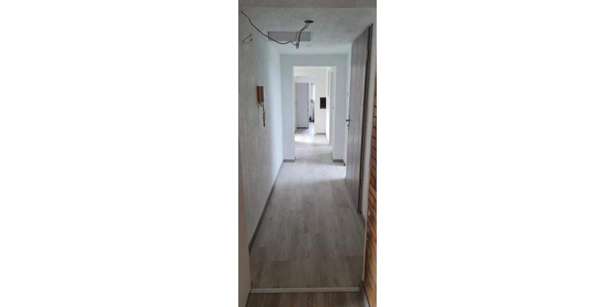 Dachgeschoßwohnung Eschenbach - 4 Zimmer, 79 m&sup2;, 900&euro; | Angebot:26547360