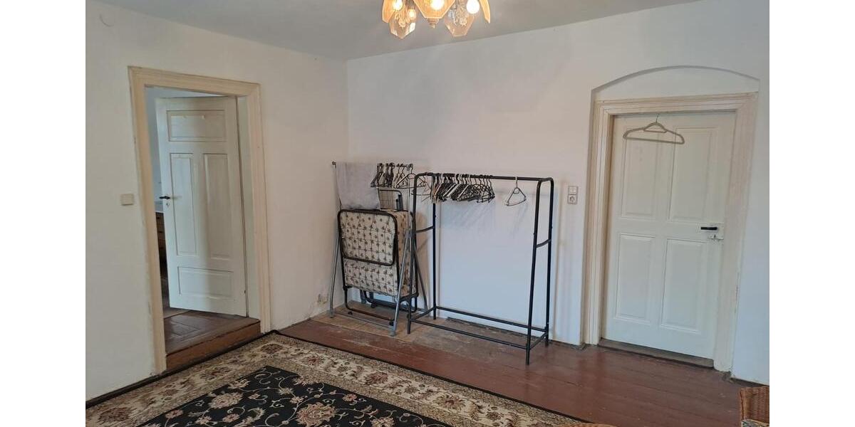 Etagenwohnung Roßwein - 2 Zimmer, 63 m&sup2;, 285&euro; | Angebot:25902822