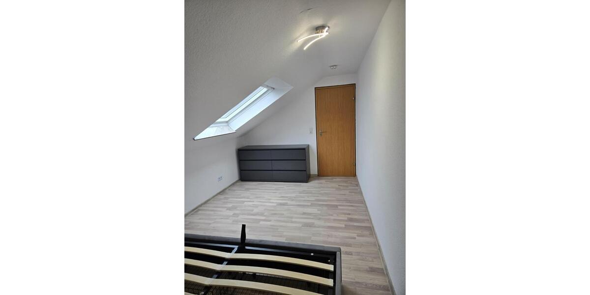 Dachgeschoßwohnung Waiblingen Bittenfeld - 2 Zimmer, 40 m&sup2;, 750&euro; | Angebot:25112741