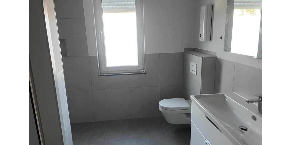 Etagenwohnung Schwalmstadt - 3 Zimmer, 81 m&sup2;, 1.025&euro; | Angebot:24488853