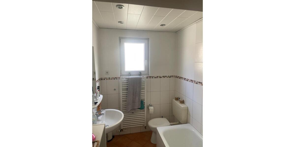 Etagenwohnung Oldenburg Drielaker-Moor - 3 Zimmer, 75 m&sup2;, 700&euro; | Angebot:26049272