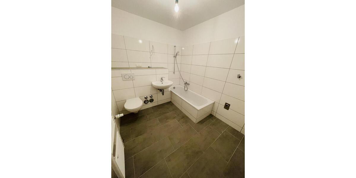 Etagenwohnung Neustadt an der Weinstraße - 2 Zimmer, 76 m&sup2;, 496&euro; | Angebot:25267366