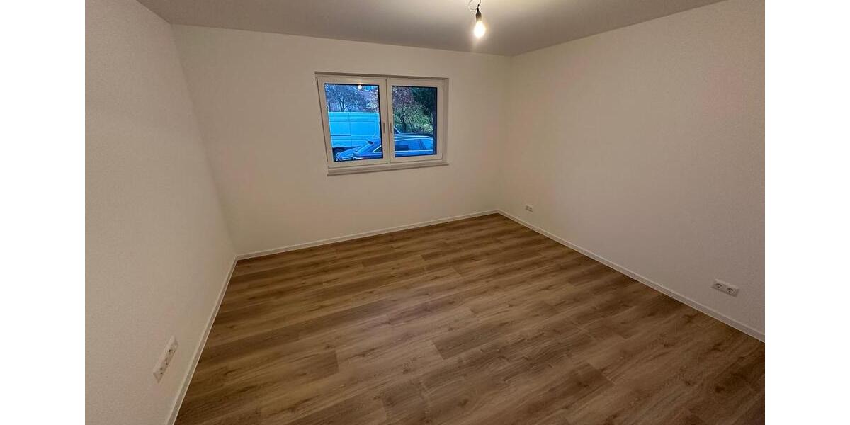 Erdgeschoßwohnung Jever - 3 Zimmer, 95 m&sup2;, 1.200&euro; | Angebot:25974468