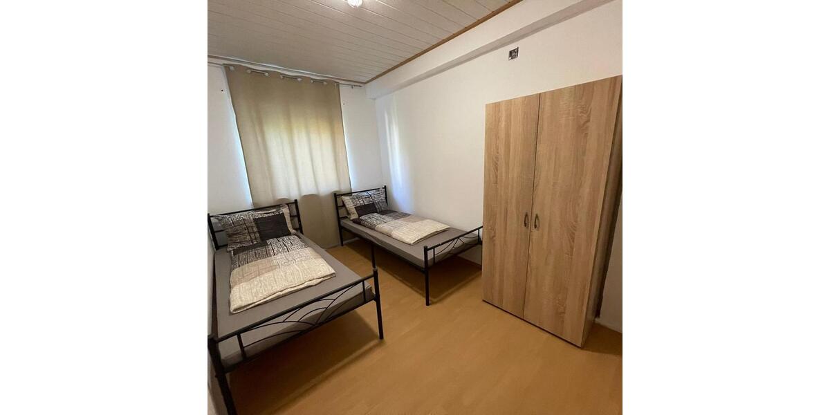 Mehrfamilienhaus, Wohnhaus Freising Am Vogelherd - 11 Zimmer, 400 m&sup2;, 500&euro; | Angebot:23727860