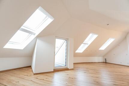 Wohnung Zülpich - 2 Zimmer, 92 m&sup2;, 1.145&euro; | Angebot:24407606