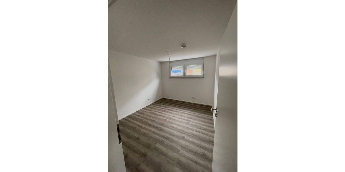 Etagenwohnung Boxberg - 3 Zimmer, 71 m&sup2;, 800&euro; | Angebot:26684336