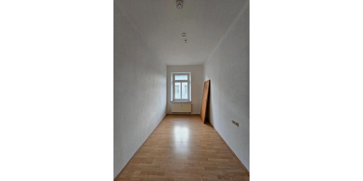 Etagenwohnung Werdau - 5 Zimmer, 108 m&sup2;, 450&euro; | Angebot:25810285