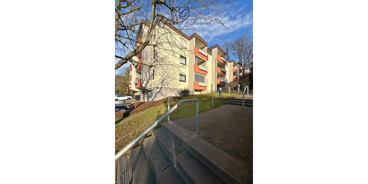 Gepflegte 2-ZKB-Wohnung mit Balkon & Außenstellplatz 2 zimmer