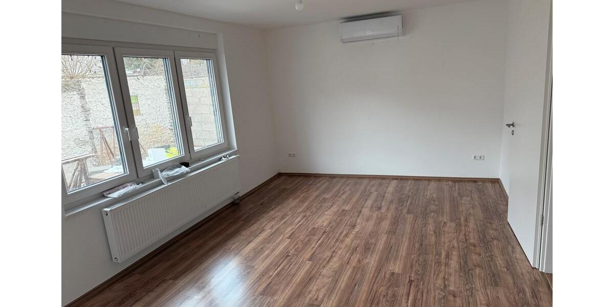 Bungalow Mainz Mombach - 5 Zimmer, 100 m&sup2;, 2.200&euro; | Angebot:24966184