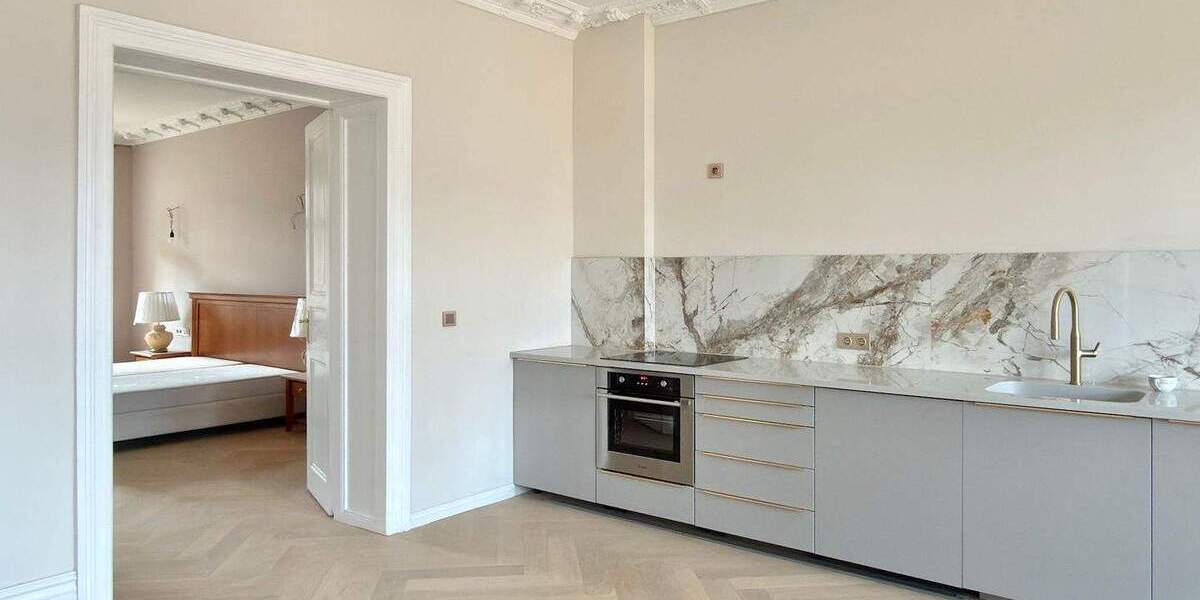 Etagenwohnung Görlitz Innenstadt - 4 Zimmer, 140 m&sup2;, 1.400&euro; | Angebot:26335689