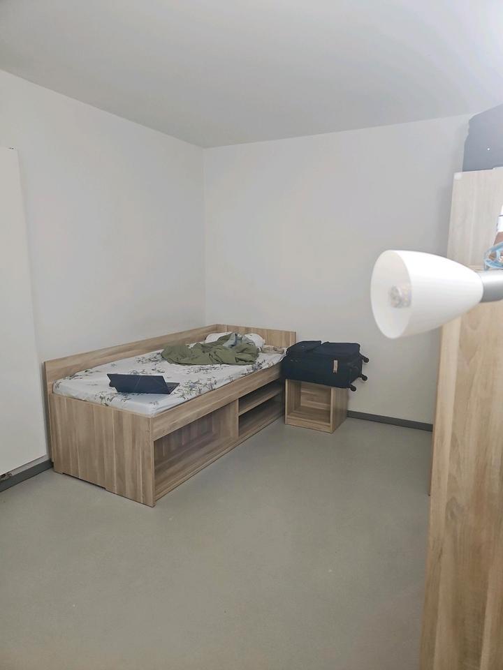 *Möbliertes Zimmer zur Untermiete in Essen (Nov und Dez) zimmer