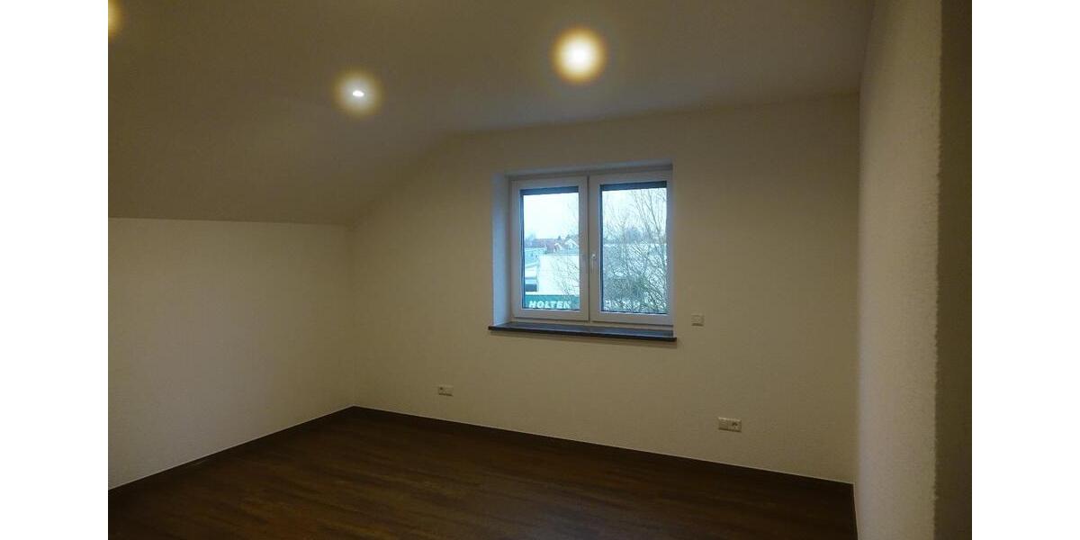 Maisonettenwohnung Bad Schönborn - 5 Zimmer, 172 m&sup2;, 2.100&euro; | Angebot:26278589