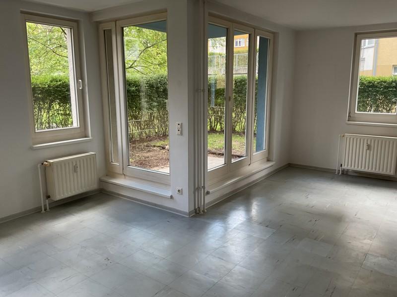 Tolle Wohnung mit großem Mietergarten !!